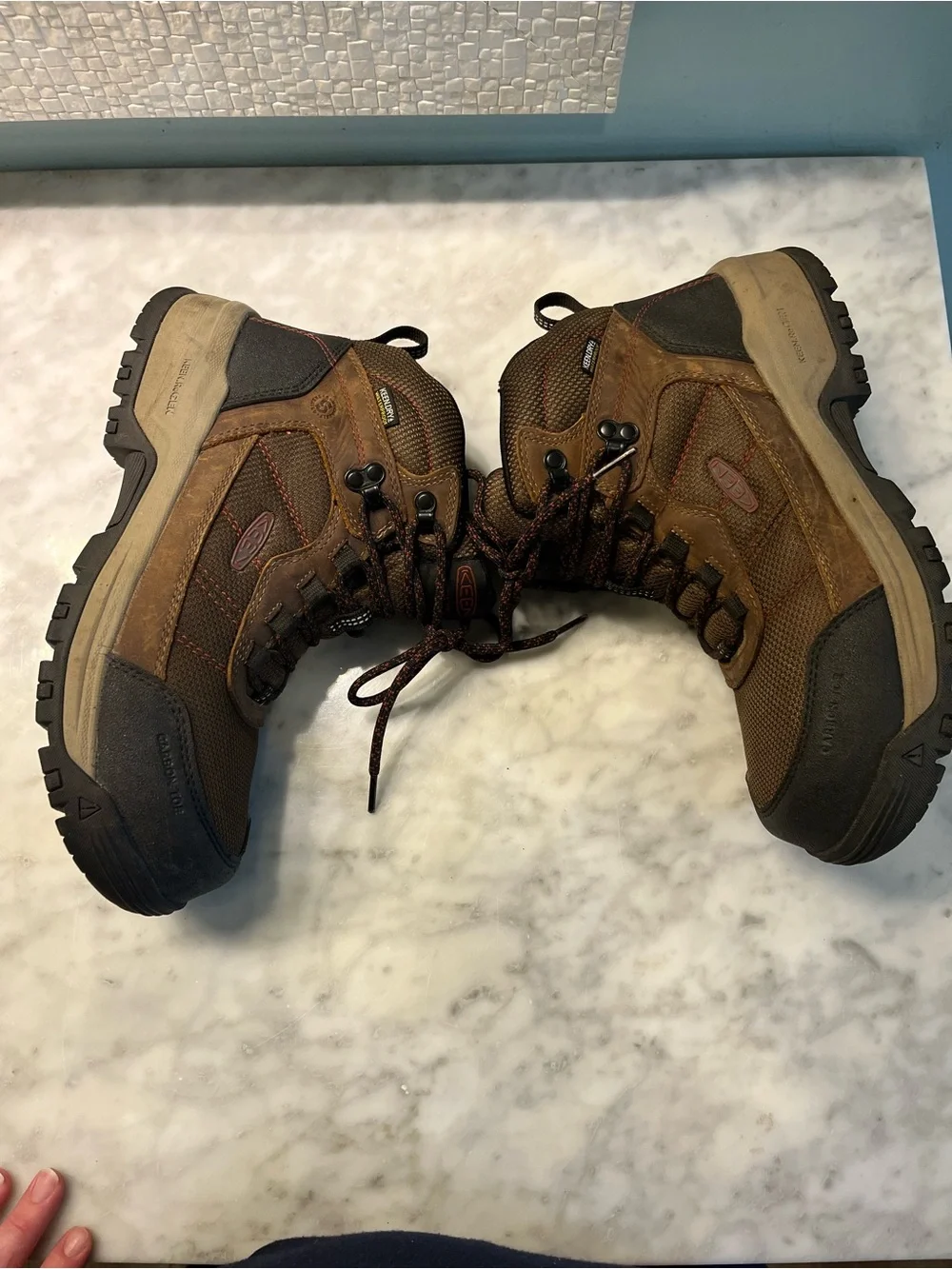 Keen Brown and Black Men's Waterproof Hiking/work boots composite toe
